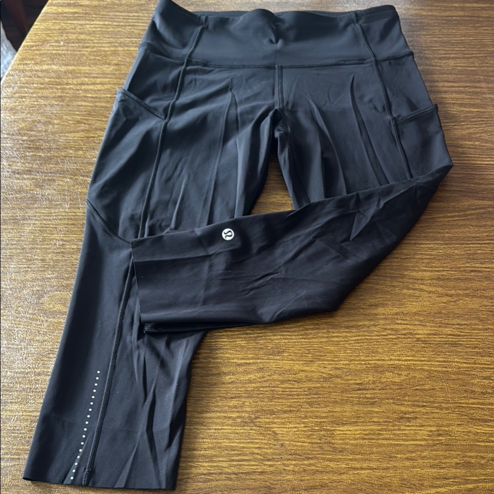 Lululemon Black Crop Leggings